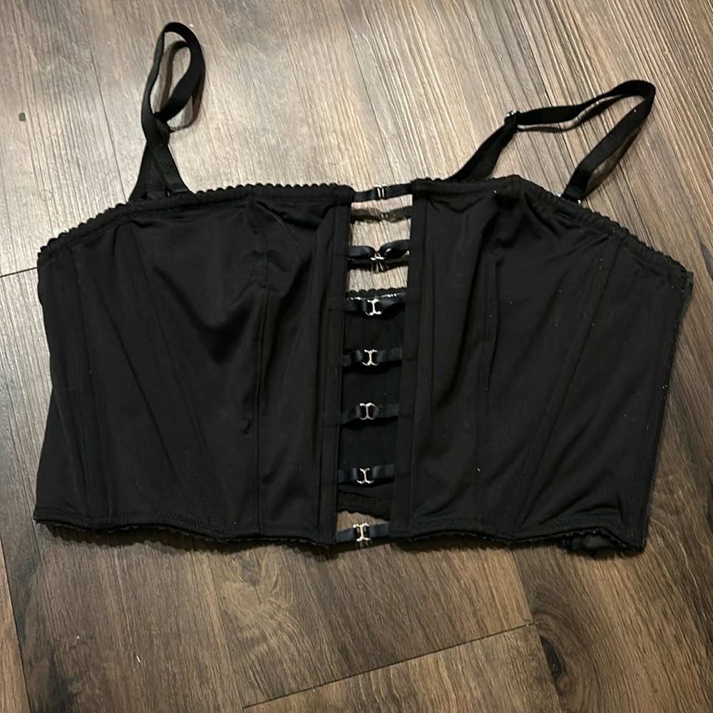 Victoria’s Secret bra going out top